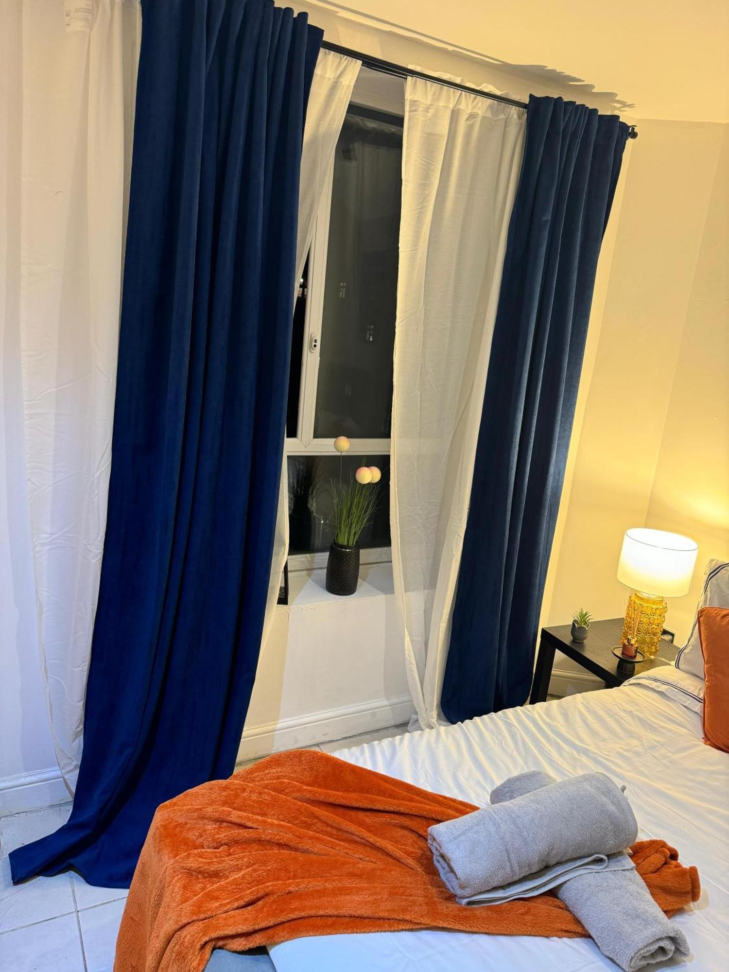 Cosy Luxurious Room In The Heart Of Londra Esterno foto